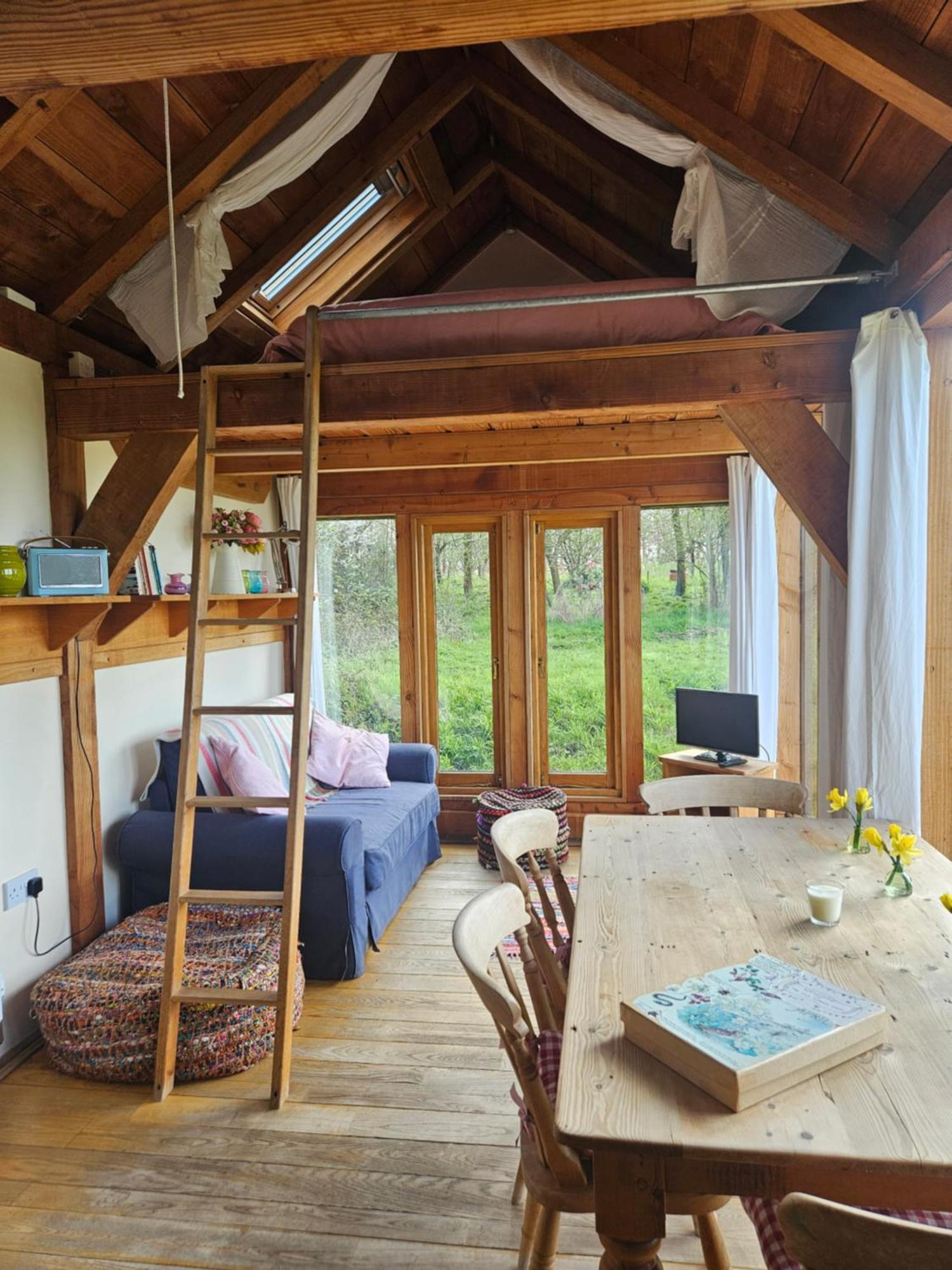 Log Cabin At The Old Summer Dairy Glastonbury Somerton  Εξωτερικό φωτογραφία